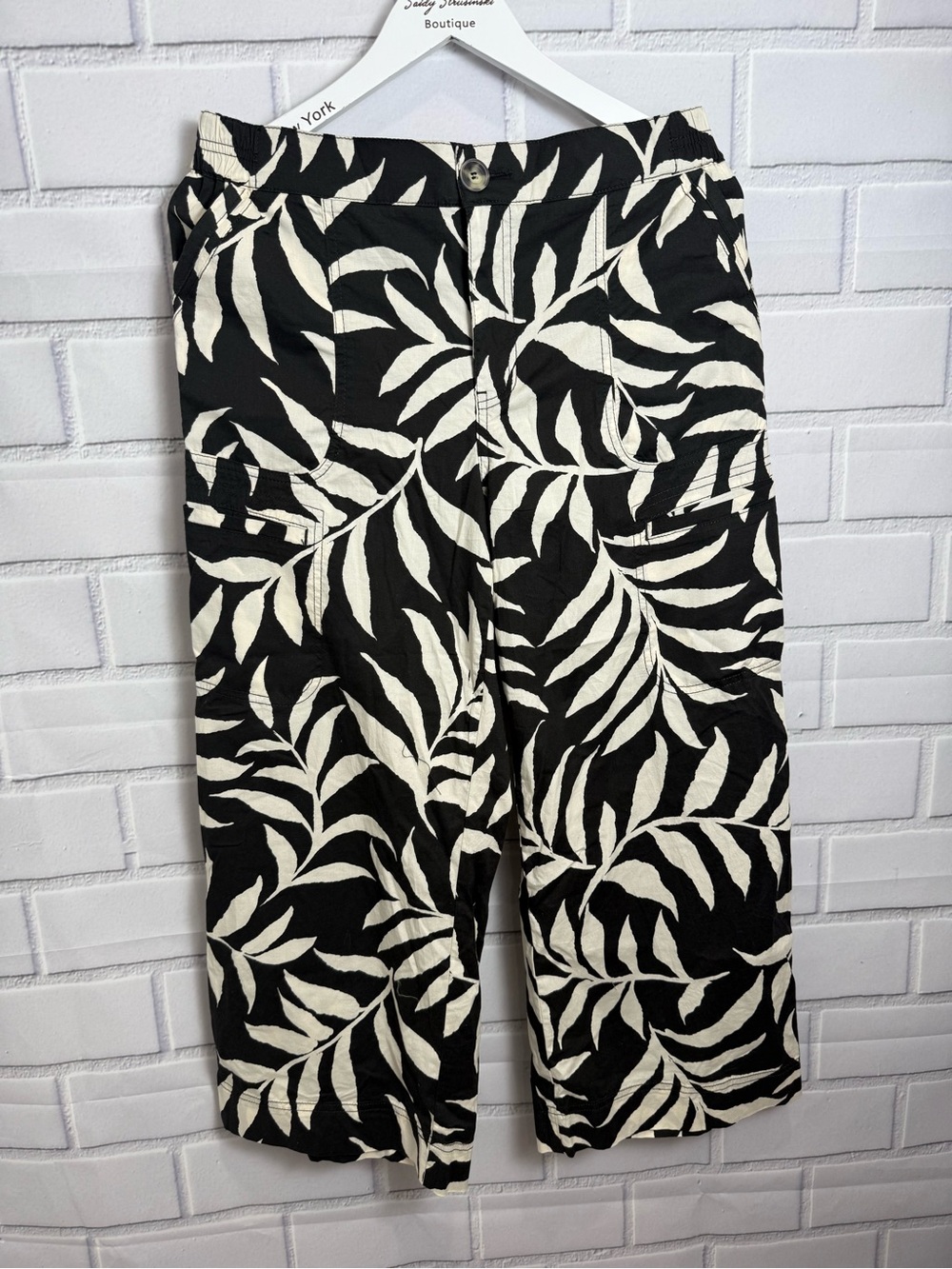 Democracy Black White Tropical Leaf Wide Leg Crop cotton Cottagecore Pants/10 - Picture 2 of 12